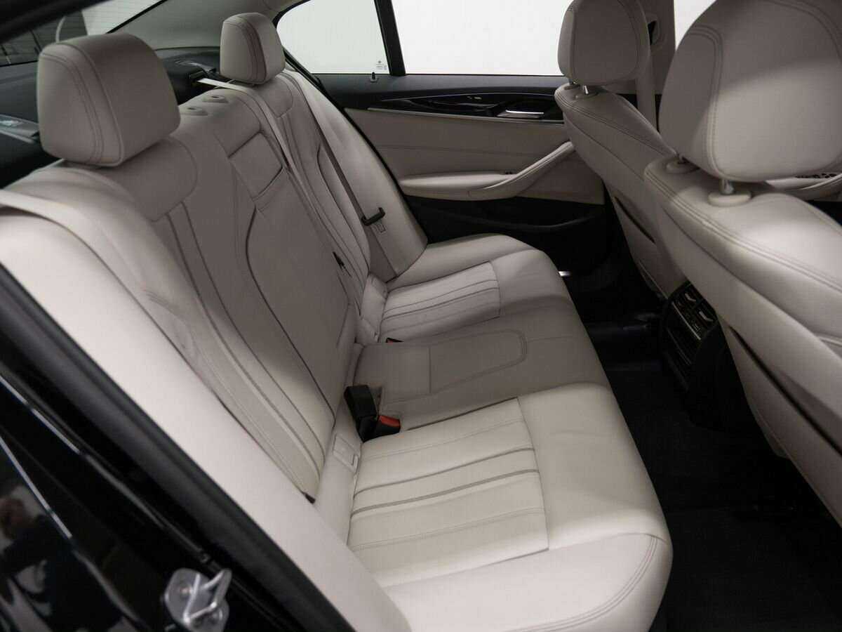 Купить БМВ 5 серии, 2018, 174 500 км.. Фото: #8