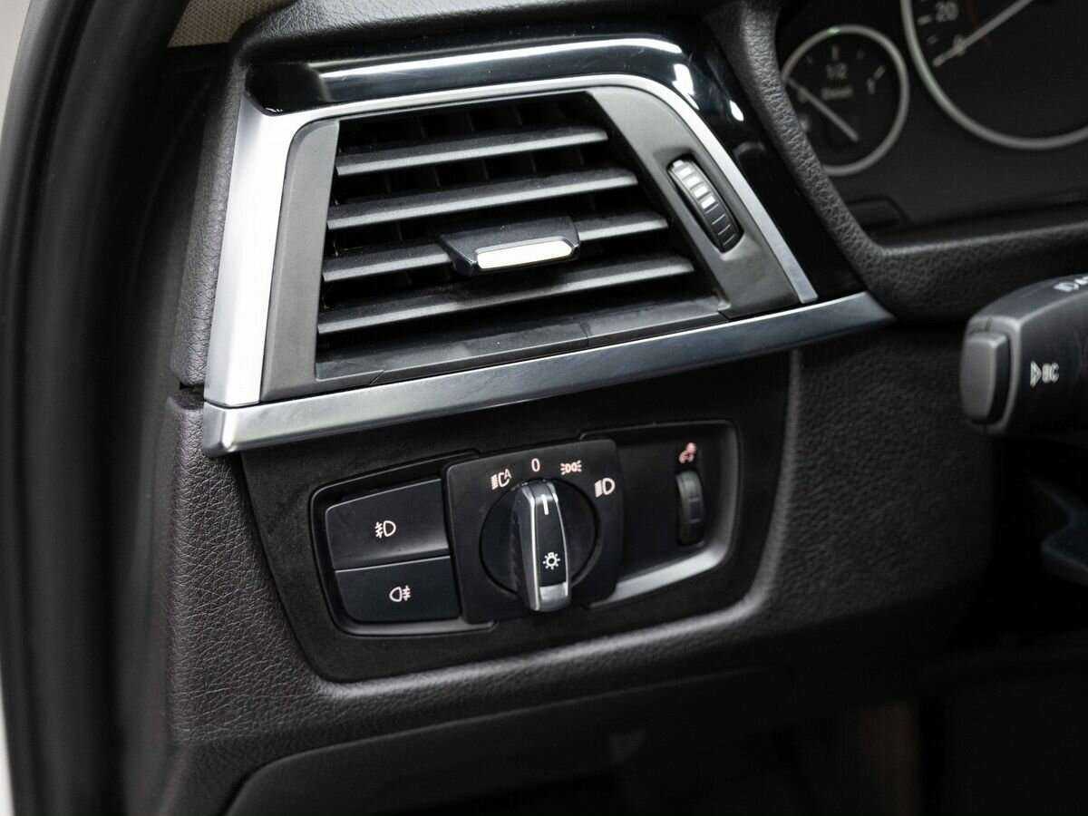 Купить БМВ 3 серии, 2016, 146 000 км.. Фото: #18