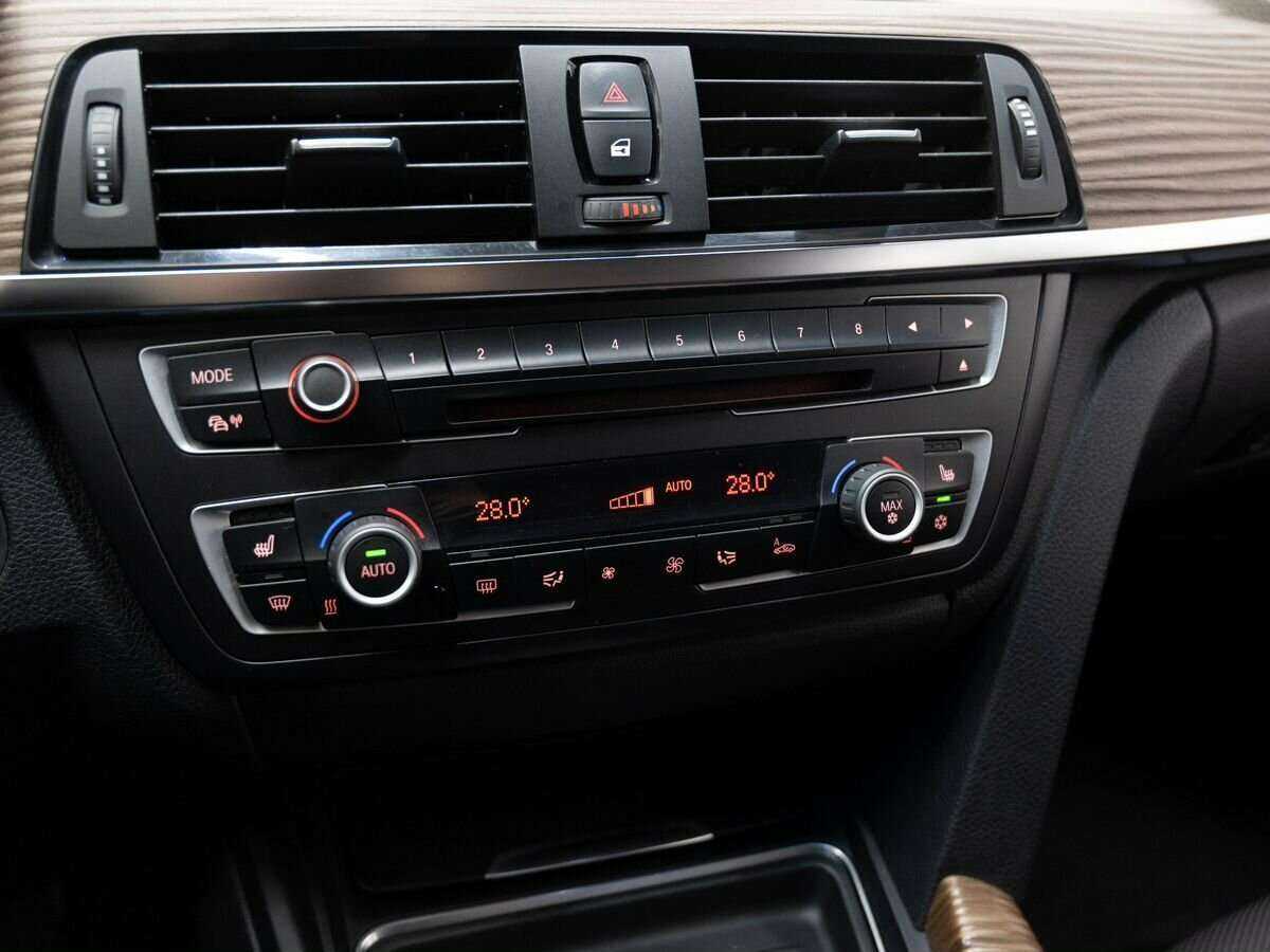 Купить БМВ 3 серии, 2012, 172 807 км.. Фото: #15