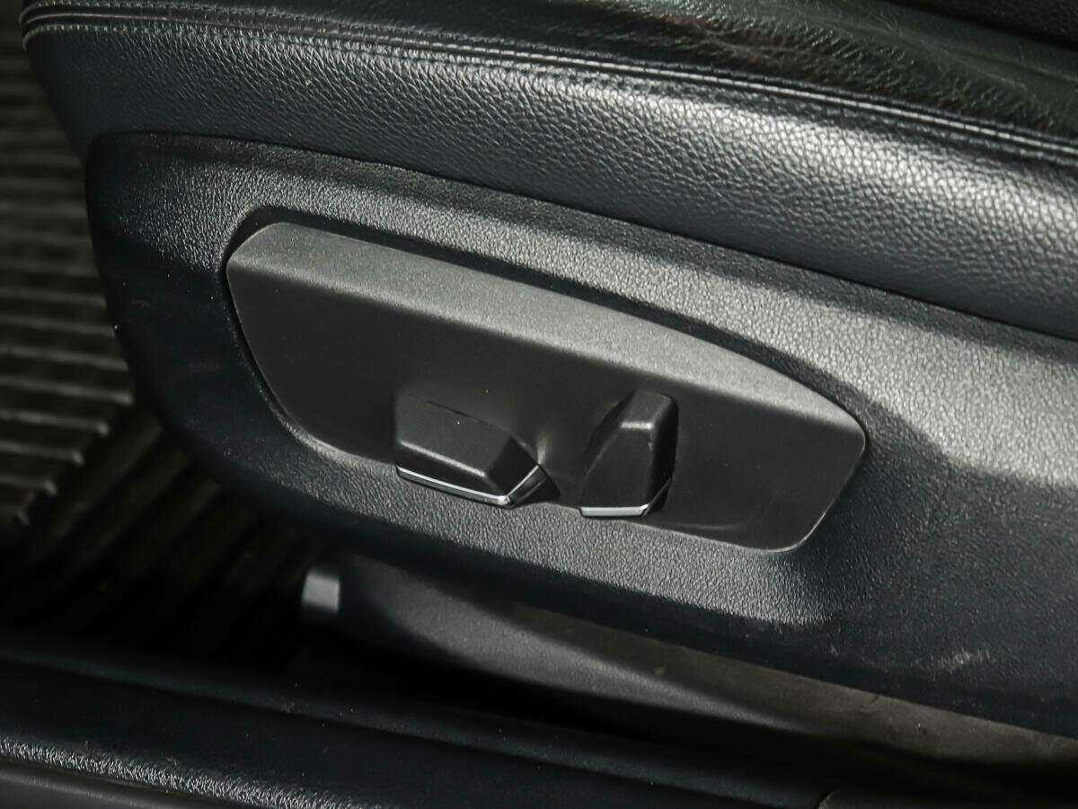 Купить БМВ 5 серии, 2013, 129 299 км.. Фото: #17