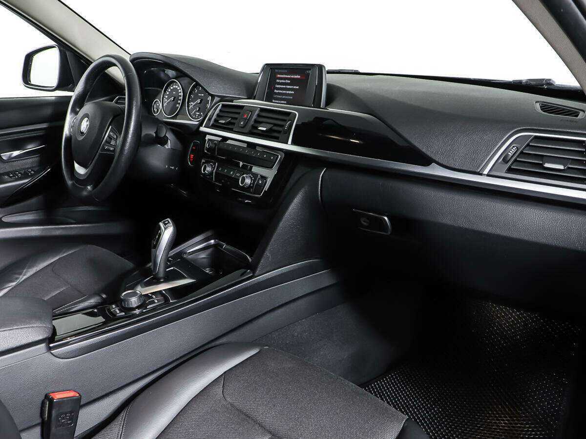 Купить БМВ 3 серии, 2017, 113 893 км.. Фото: #8