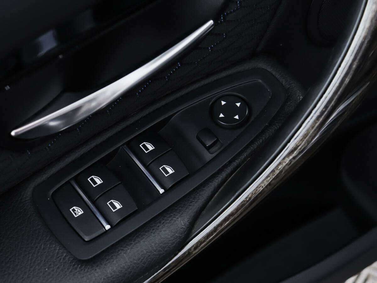 Купить БМВ 3 серии, 2016, 143 003 км.. Фото: #15