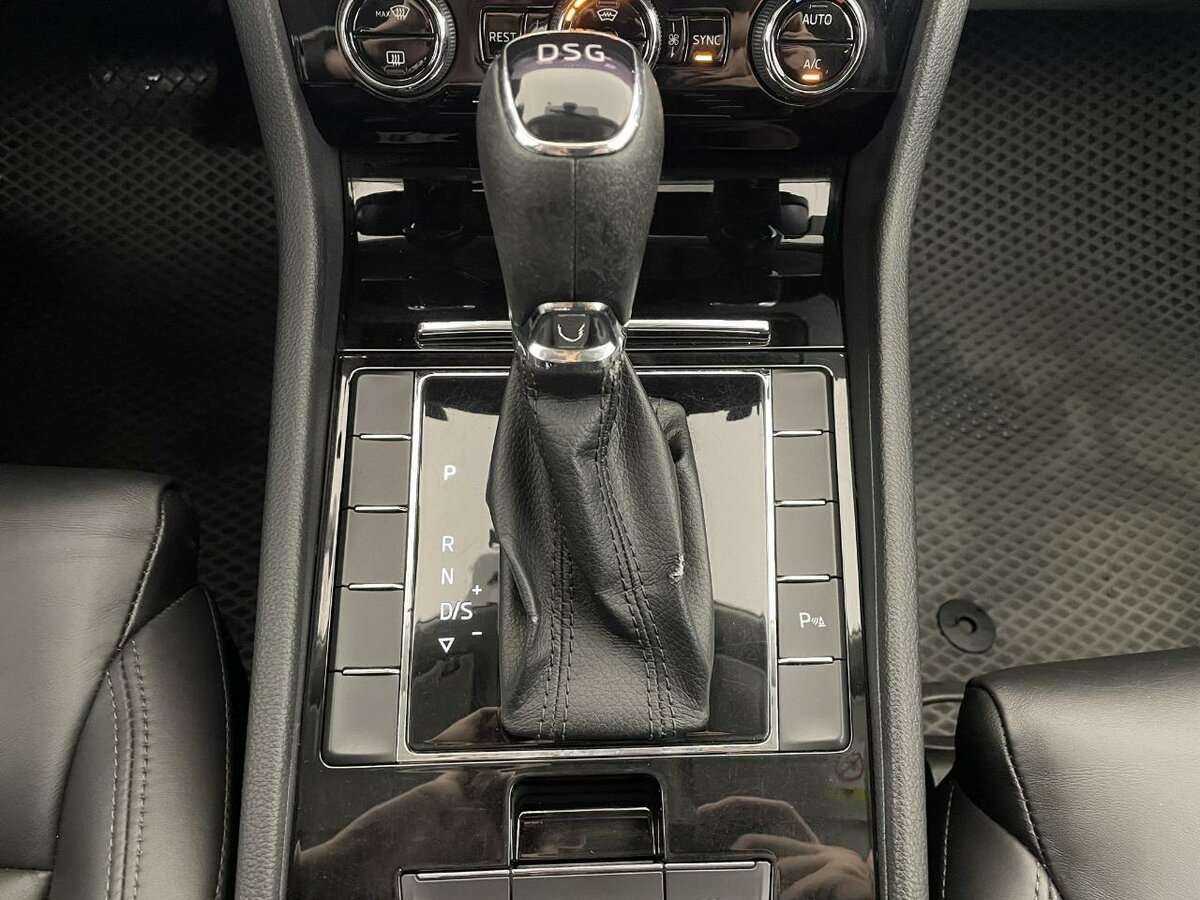 Купить Шкода Суперб, 2018, 84 329 км.. Фото: #12