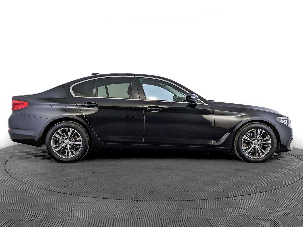 Купить БМВ 5 серии, 2018, 187 995 км.. Фото: #3
