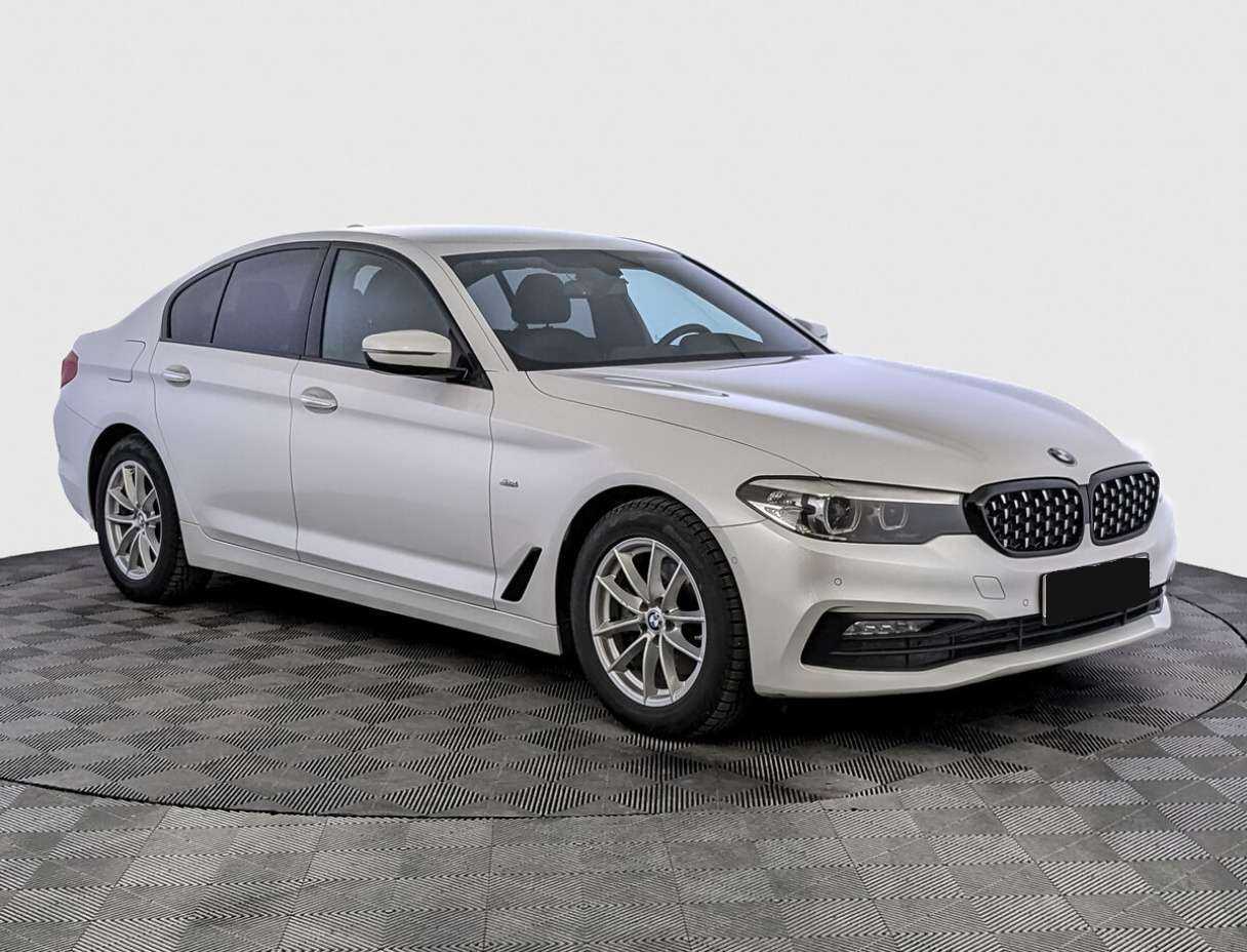 Купить БМВ 5 серии, 2017, 141 423 км.. Фото: #2