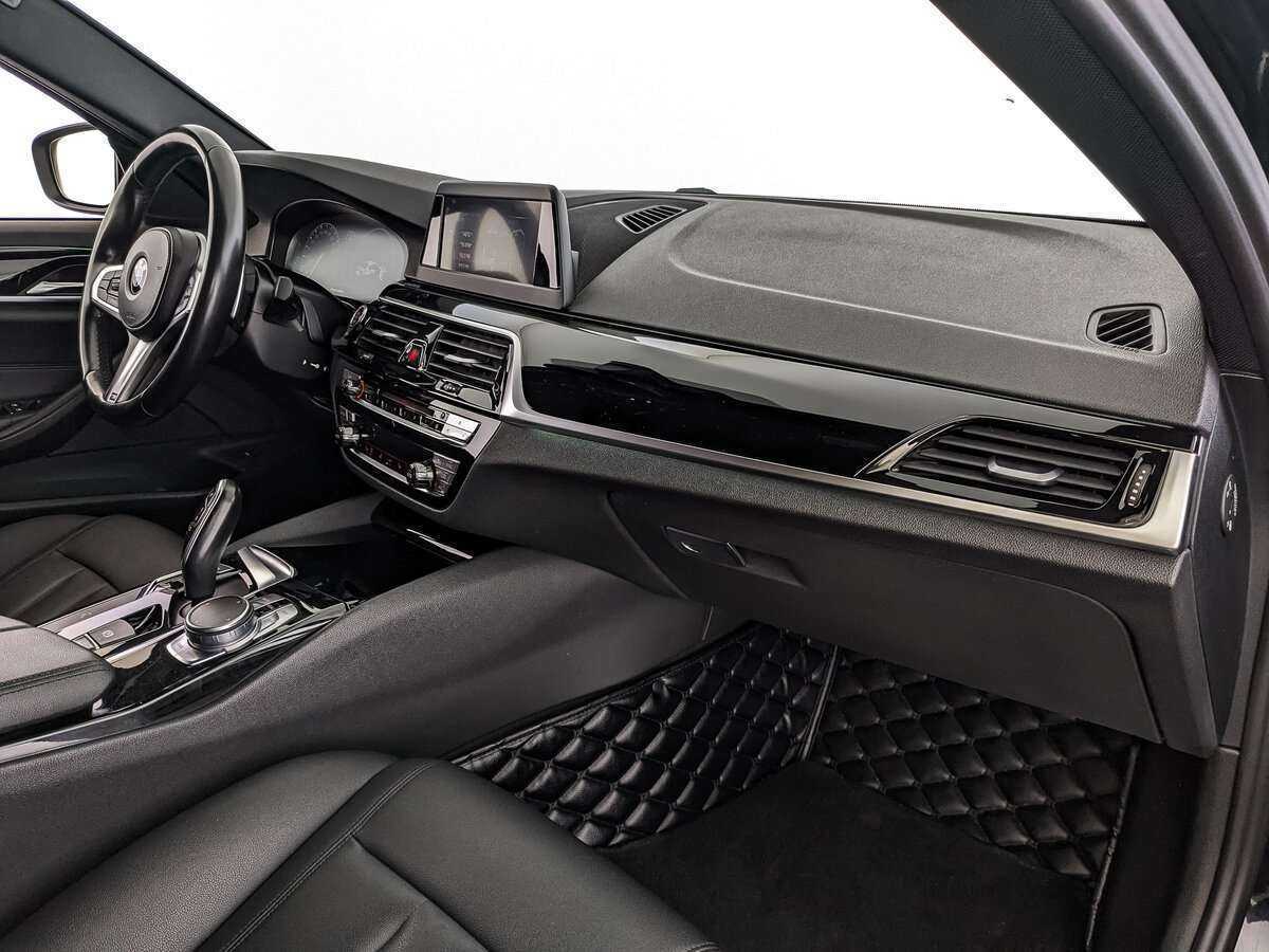 Купить БМВ 5 серии, 2017, 178 791 км.. Фото: #8