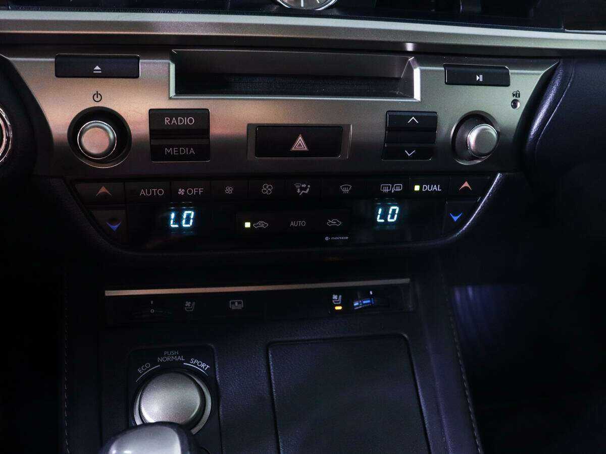 Купить Лексус ЕС, 2016, 121 281 км.. Фото: #17