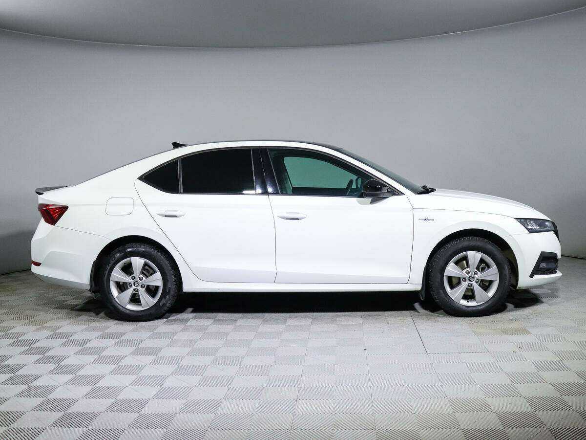 Купить Шкода Октавия, 2021, 61 231 км.. Фото: #3
