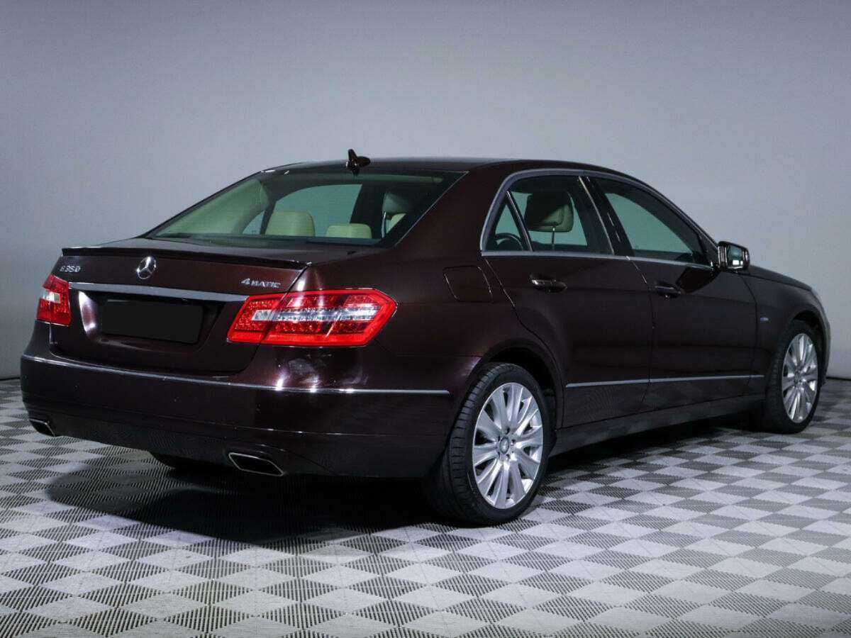 Купить Мерседес-Бенц Е-Класс, 2012, 181 641 км.. Фото: #4