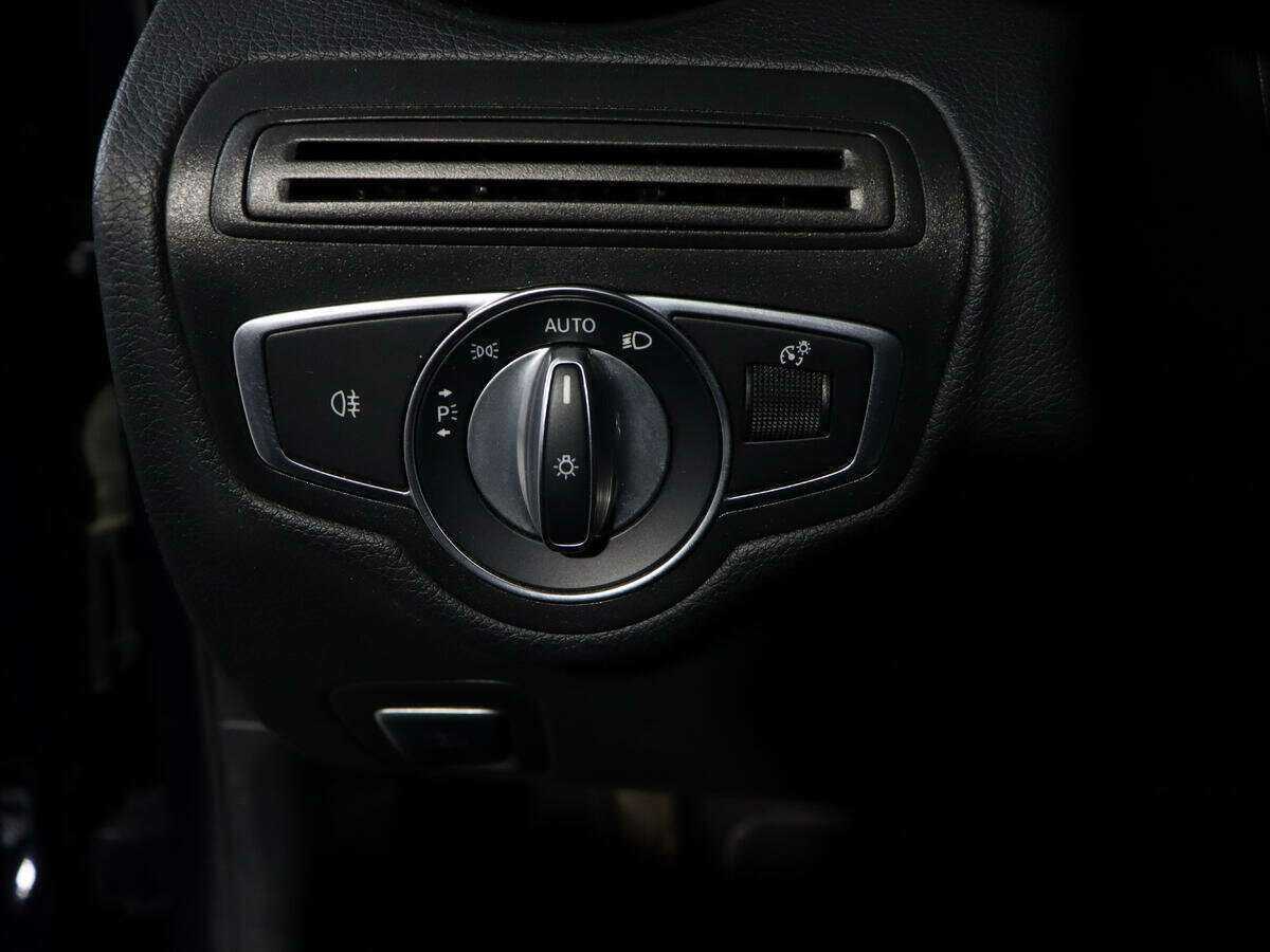 Купить Мерседес-Бенц Ц-Класс, 2018, 145 809 км.. Фото: #15