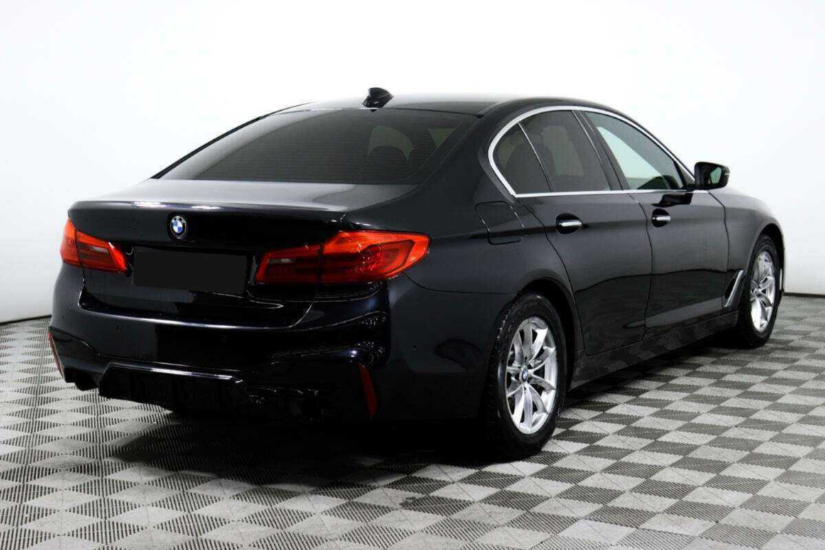 Купить БМВ 5 серии, 2017, 184 421 км.. Фото: #4