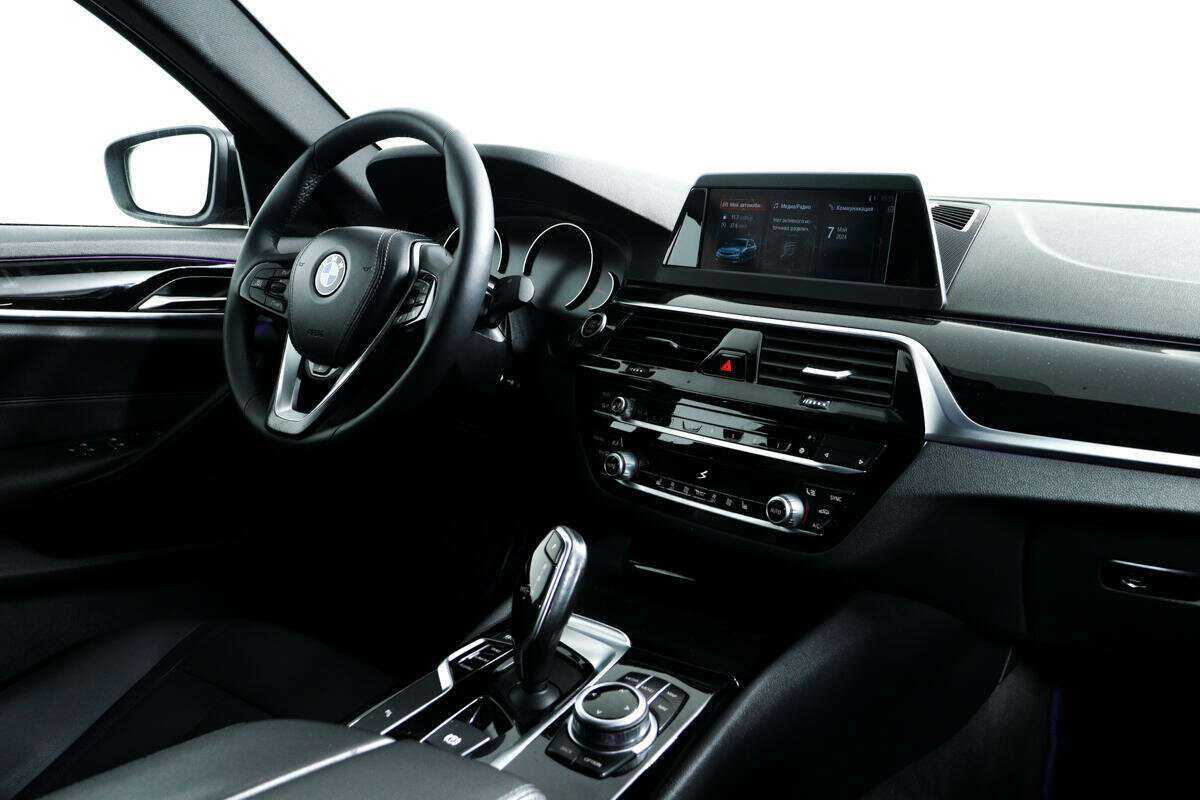 Купить БМВ 5 серии, 2017, 184 421 км.. Фото: #8