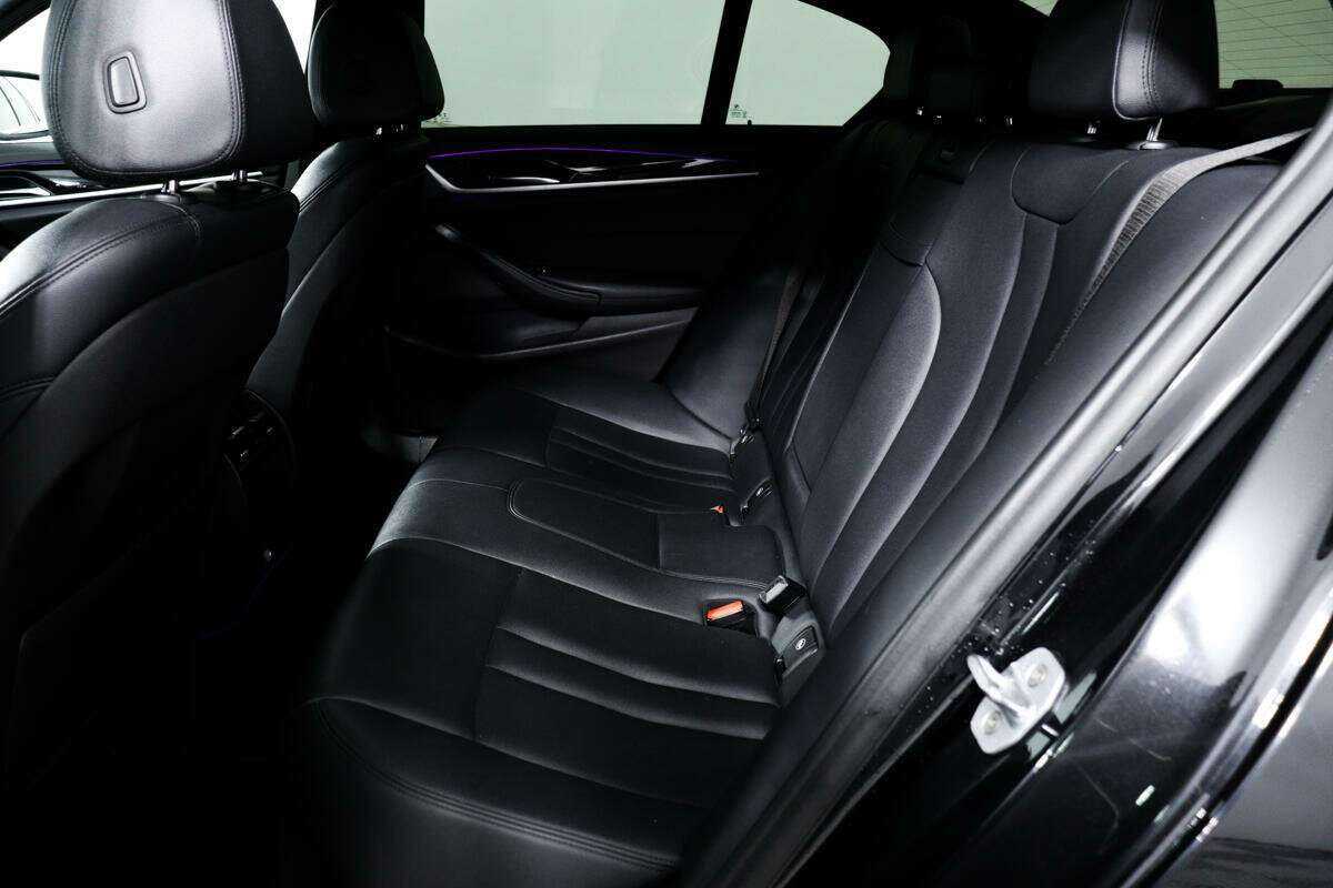 Купить БМВ 5 серии, 2017, 184 421 км.. Фото: #11