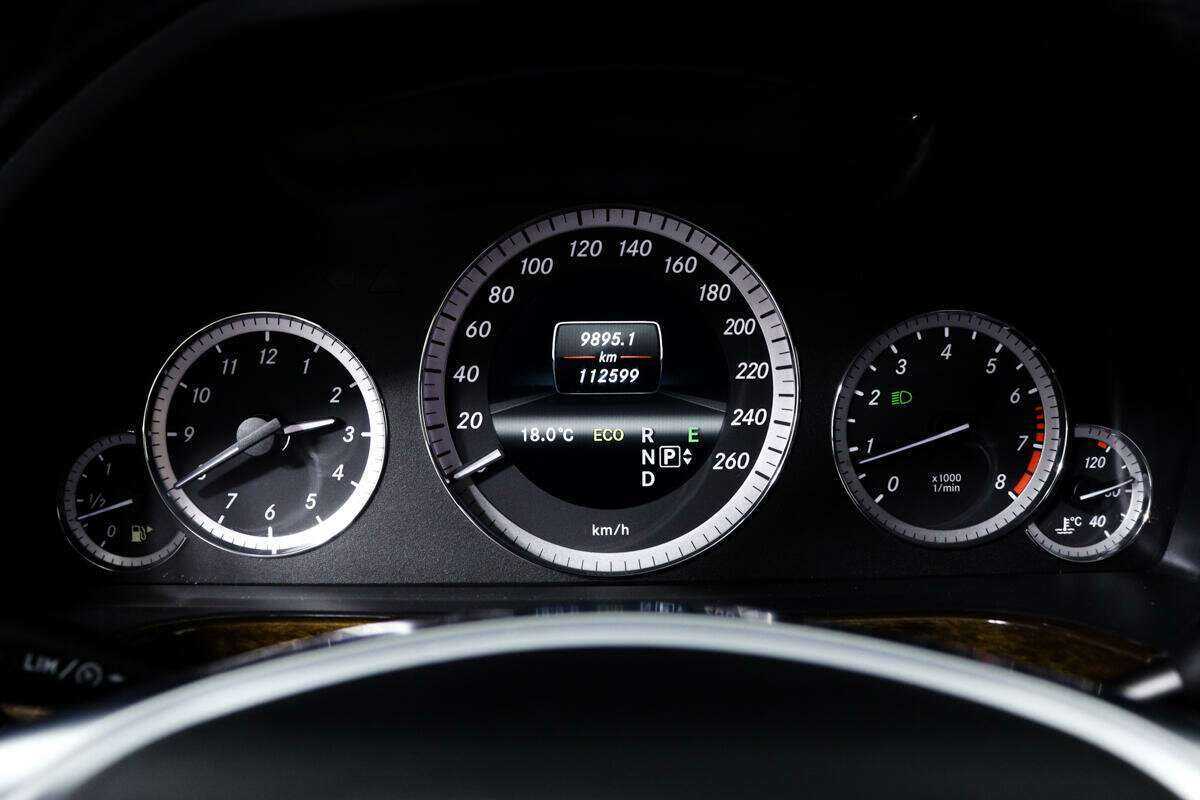 Купить Мерседес-Бенц Е-Класс, 2012, 112 598 км.. Фото: #9