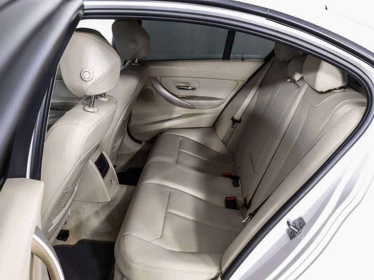 Купить БМВ 3 серии, 2013, 132 411 км.. Фото: #12