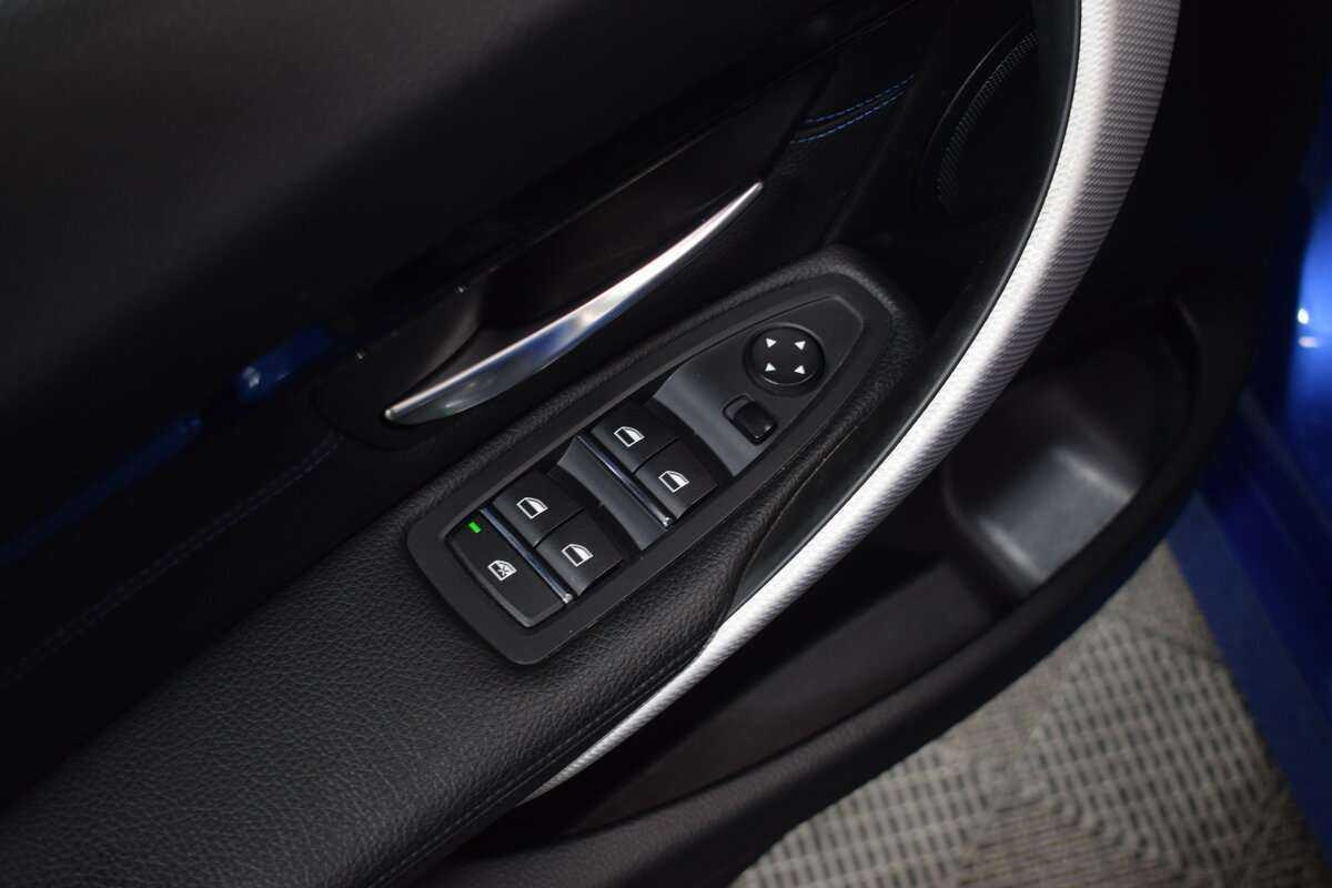 Купить БМВ 3 серии, 2018, 90 687 км.. Фото: #10