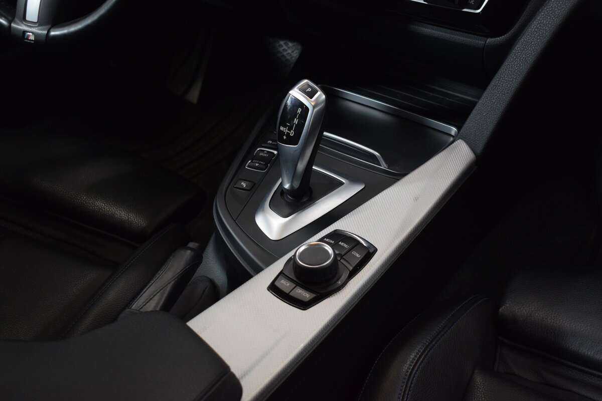 Купить БМВ 3 серии, 2018, 90 687 км.. Фото: #15