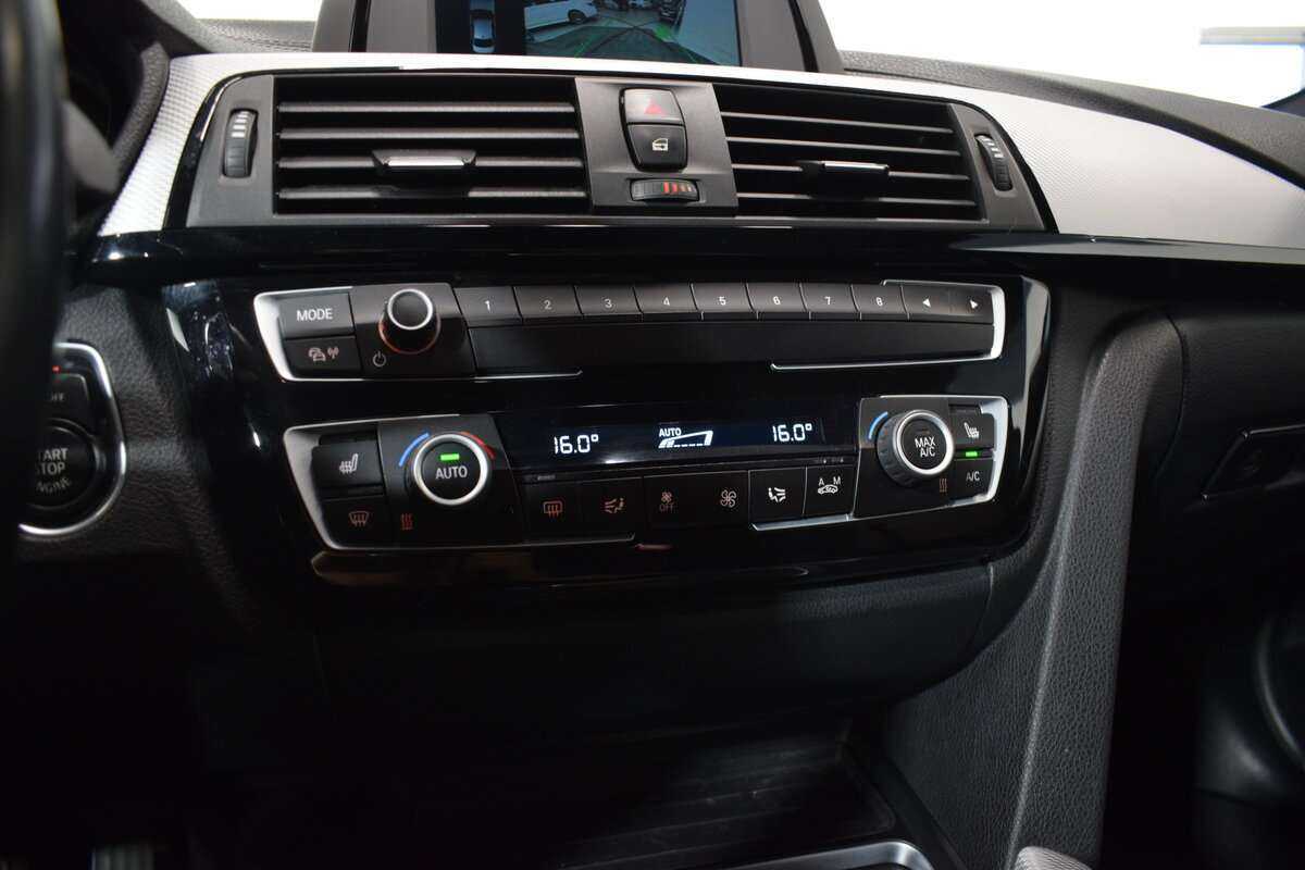 Купить БМВ 3 серии, 2018, 90 687 км.. Фото: #17