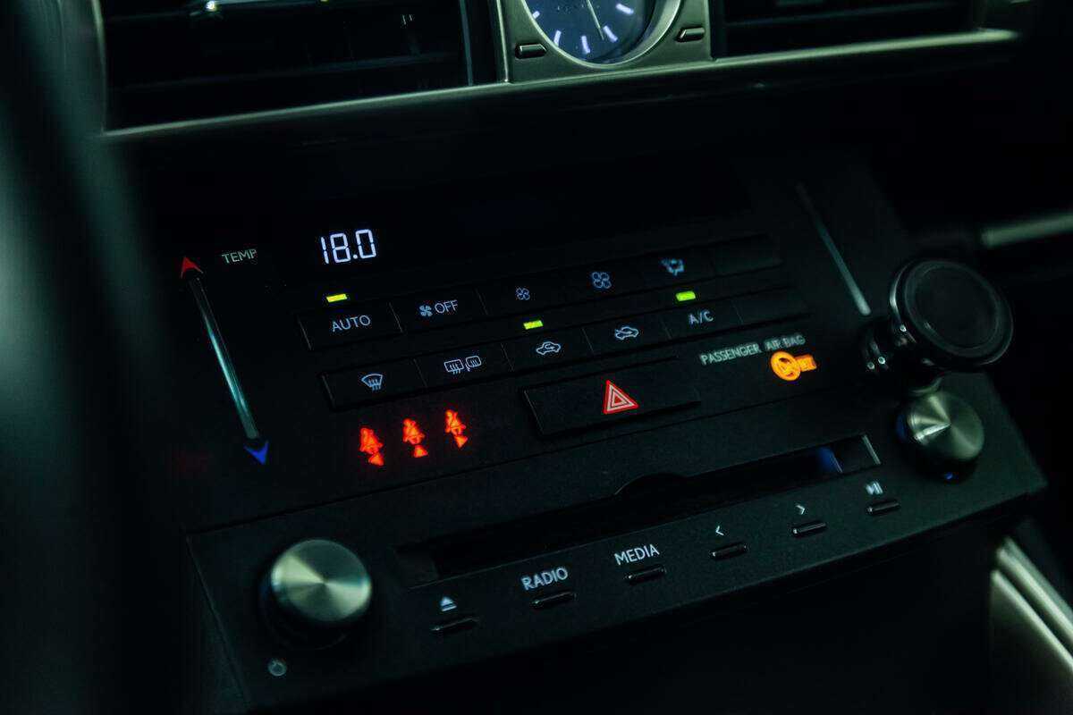 Купить Лексус ИС, 2014, 86 501 км.. Фото: #18