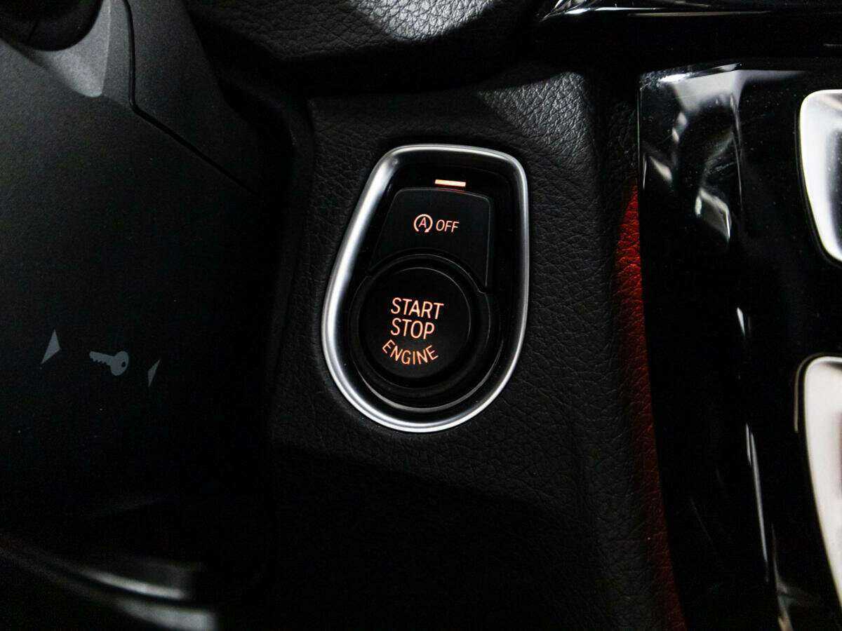 Купить БМВ 3 серии, 2018, 69 691 км.. Фото: #17