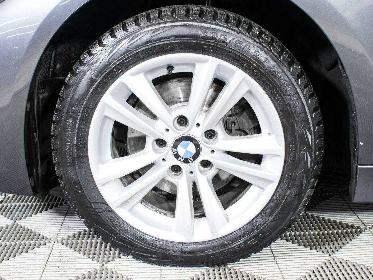 Купить БМВ 3 серии, 2017, 105 596 км.. Фото: #16