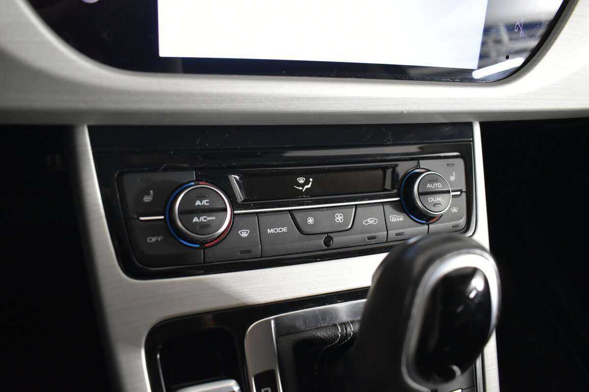 Купить Джили Атлас, 2020, 18 063 км.. Фото: #17