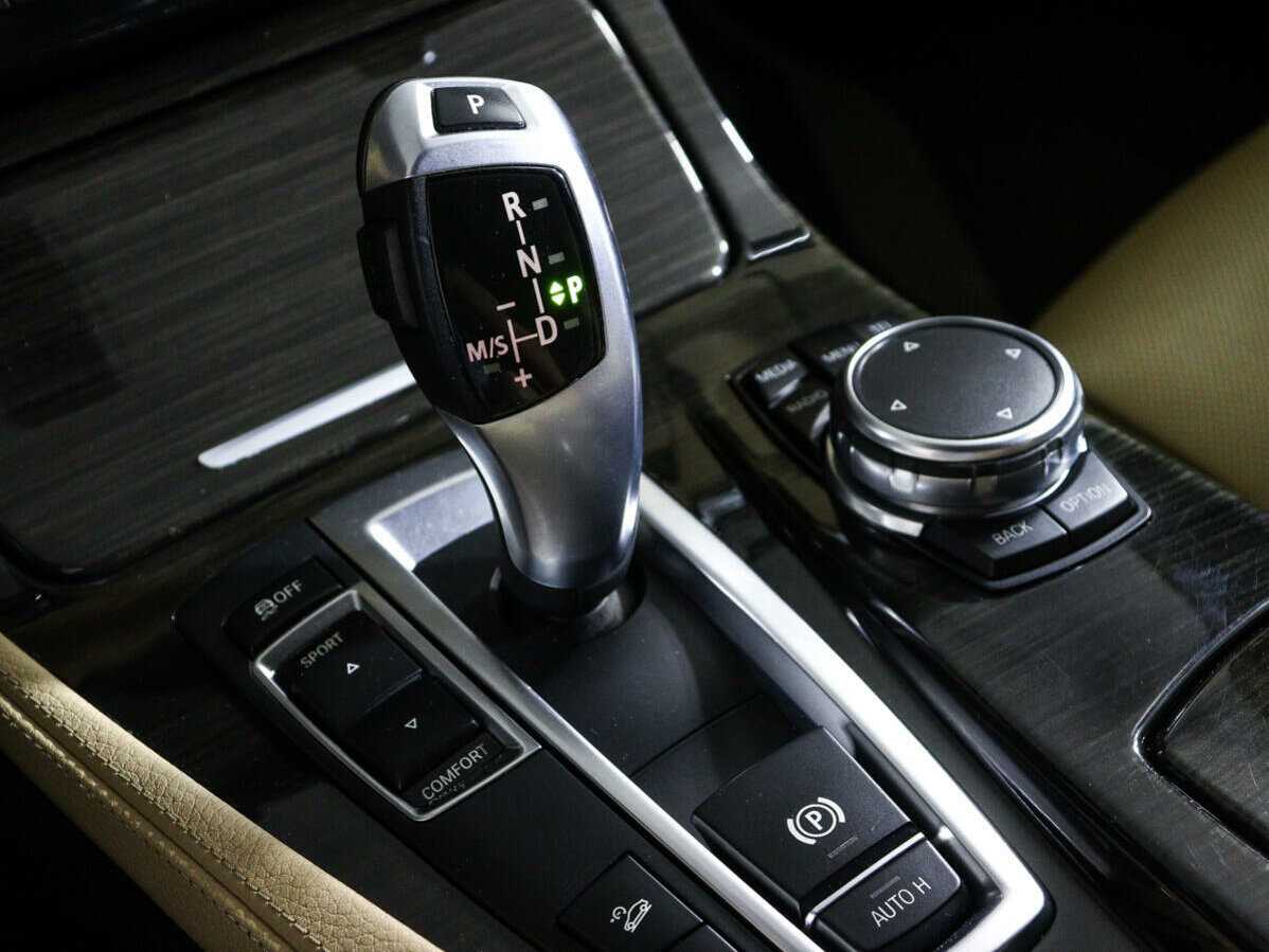 Купить БМВ 5 серии, 2016, 143 837 км.. Фото: #19