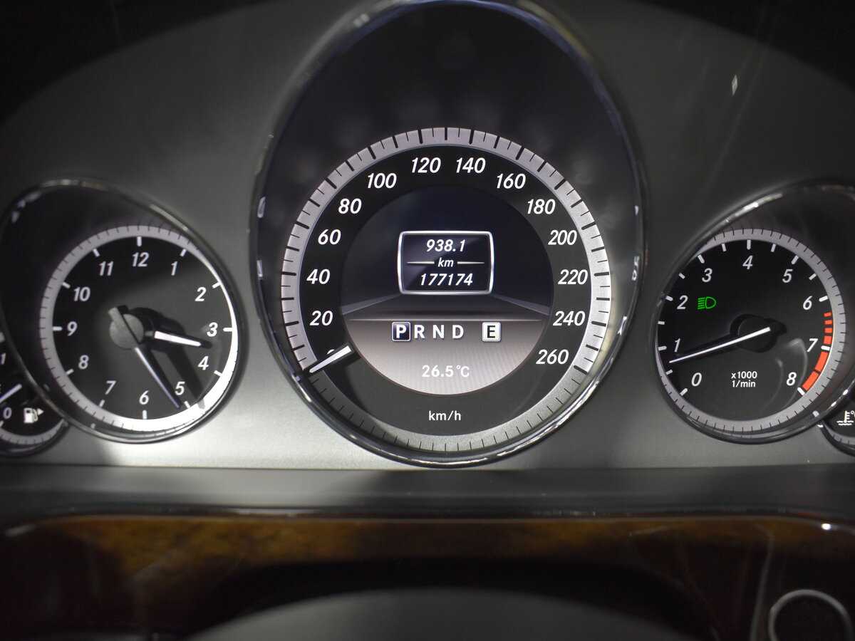 Купить Мерседес-Бенц Е-Класс, 2012, 177 172 км.. Фото: #12