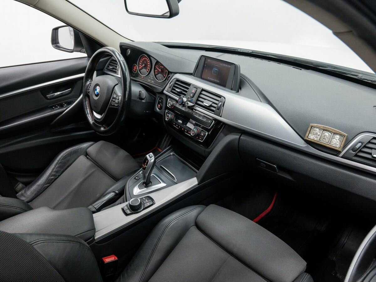 Купить БМВ 3 серии, 2017, 132 105 км.. Фото: #6