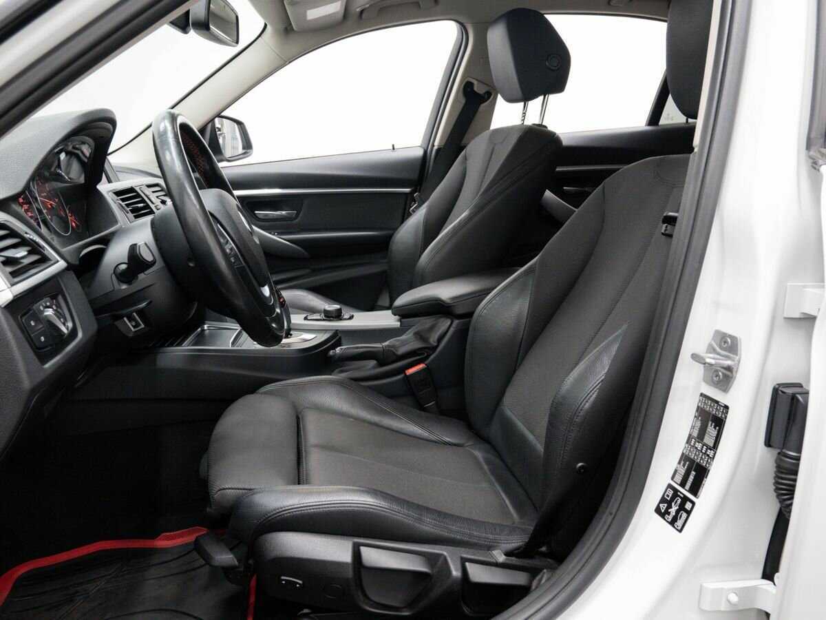 Купить БМВ 3 серии, 2017, 132 105 км.. Фото: #13