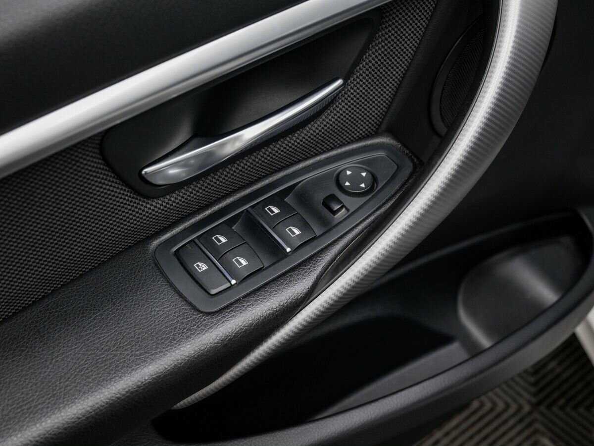 Купить БМВ 3 серии, 2017, 132 105 км.. Фото: #14