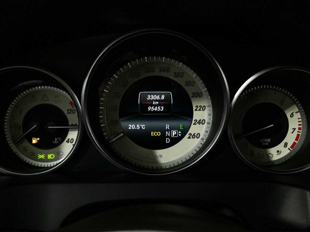 Купить Мерседес-Бенц Е-Класс, 2014, 95 452 км.. Фото: #11