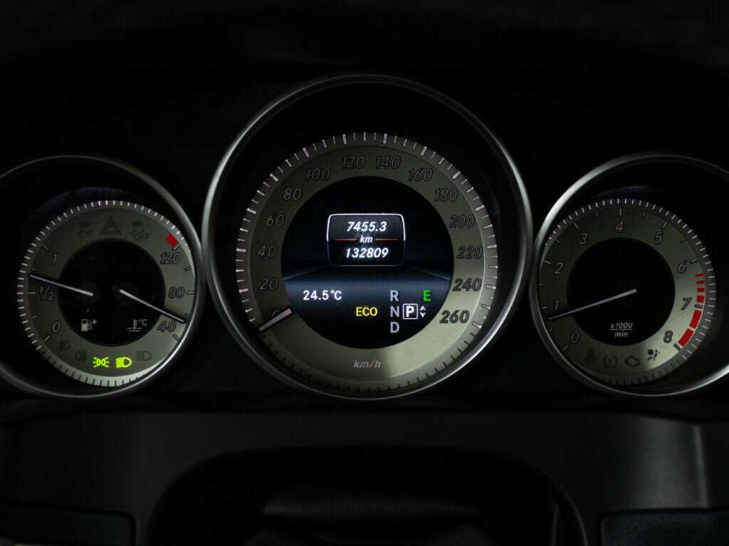 Купить Мерседес-Бенц Е-Класс, 2015, 132 801 км.. Фото: #11