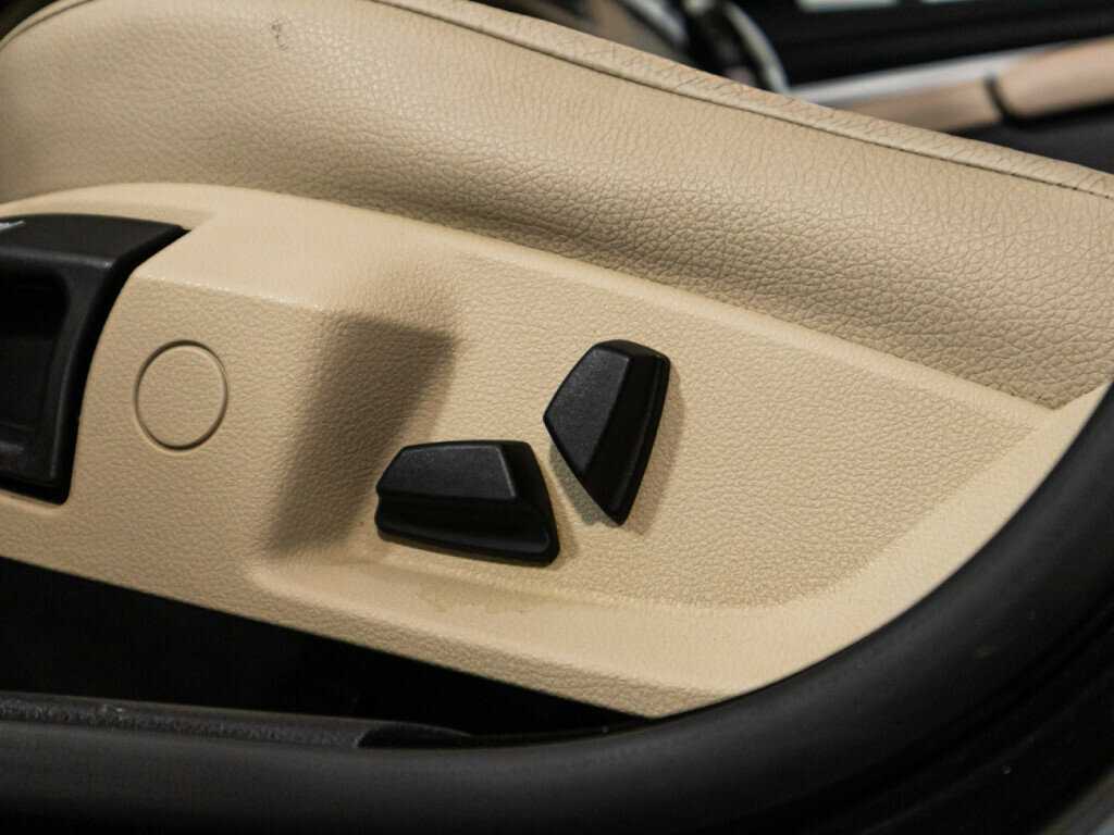 Купить БМВ 5 серии, 2012, 235 328 км.. Фото: #19