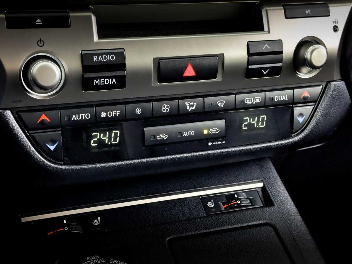 Купить Лексус ЕС, 2015, 136 409 км.. Фото: #23