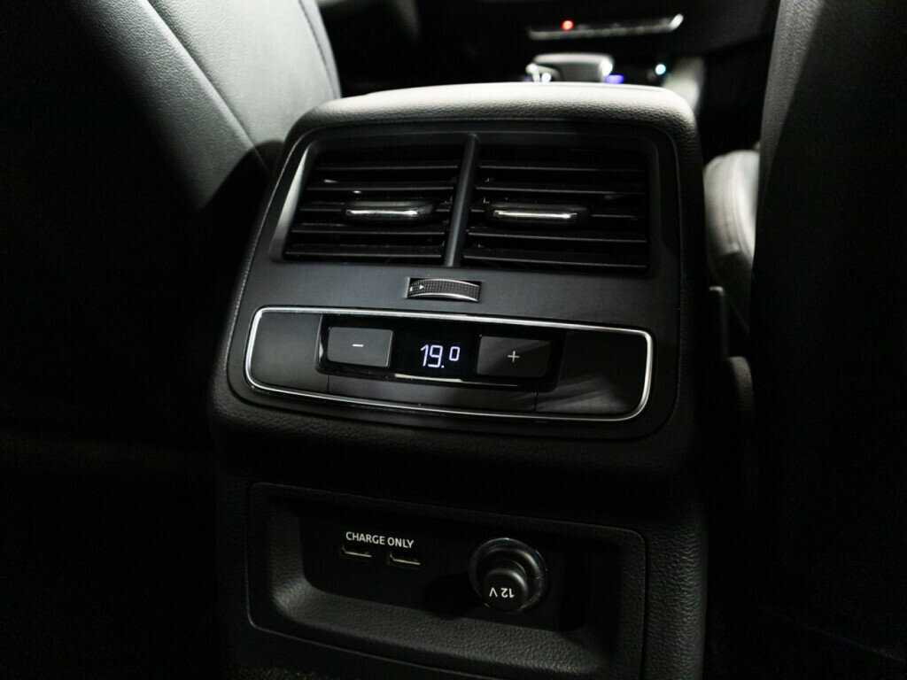 Купить Ауди А4, 2019, 59 367 км.. Фото: #20