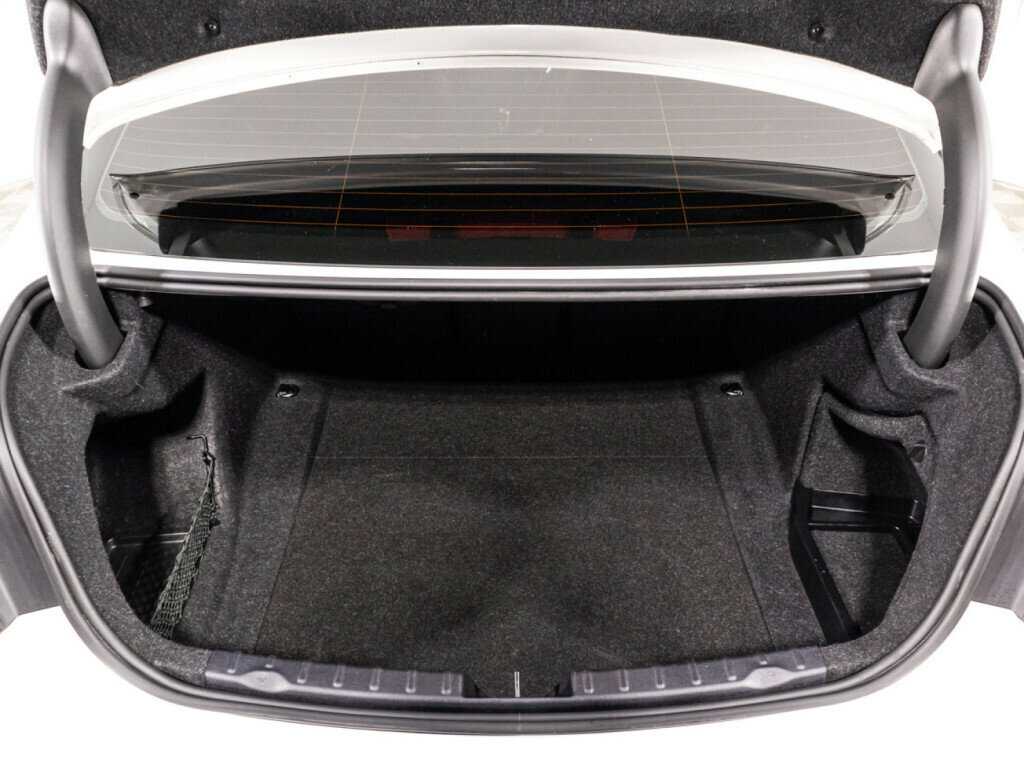 Купить БМВ 3 серии, 2018, 102 260 км.. Фото: #14