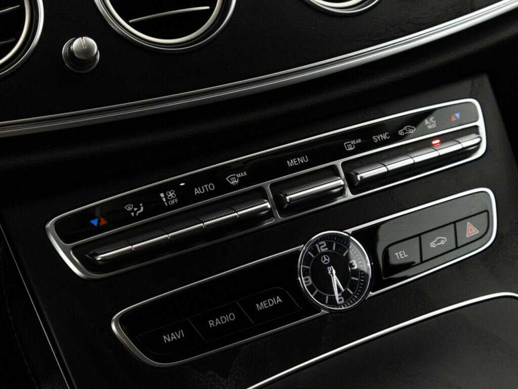 Купить Мерседес-Бенц Е-Класс, 2017, 200 929 км.. Фото: #19