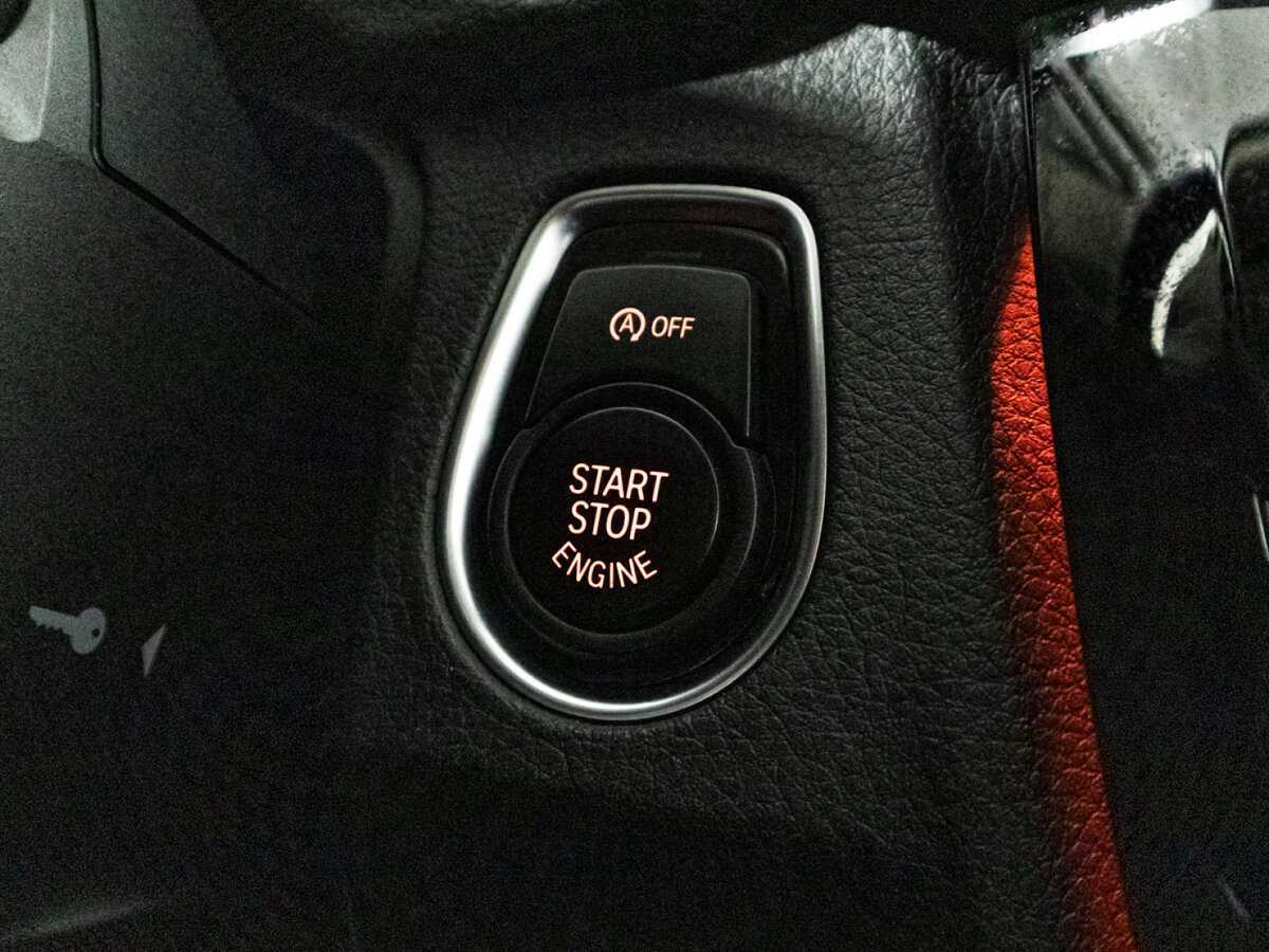 Купить БМВ 3 серии, 2018, 69 769 км.. Фото: #17