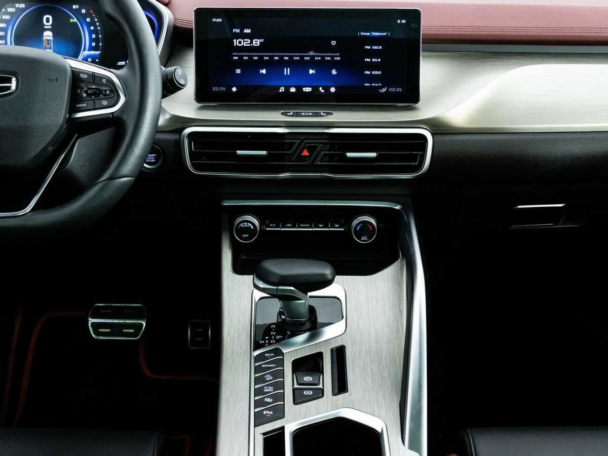 Купить Джили Кулрэй, 2023, 14 520 км.. Фото: #8