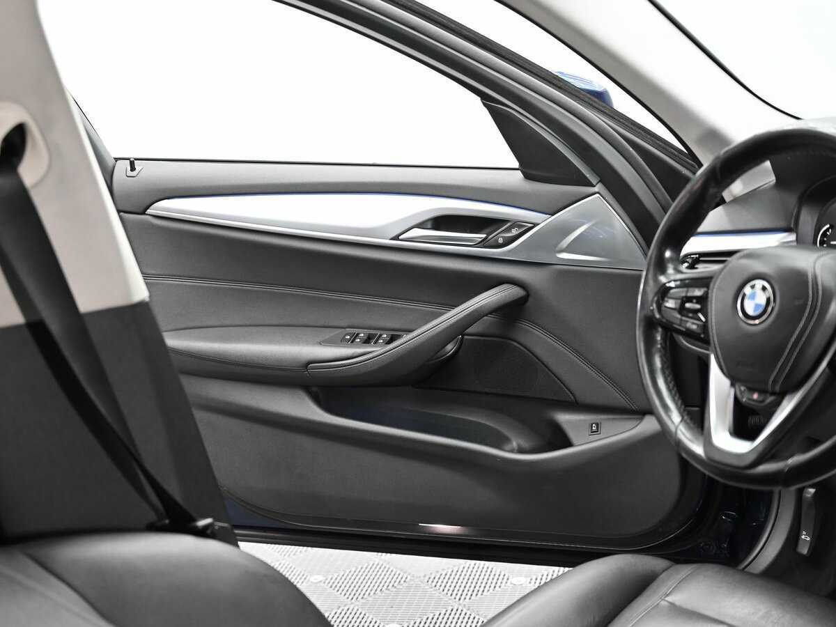 Купить БМВ 5 серии, 2017, 178 000 км.. Фото: #6