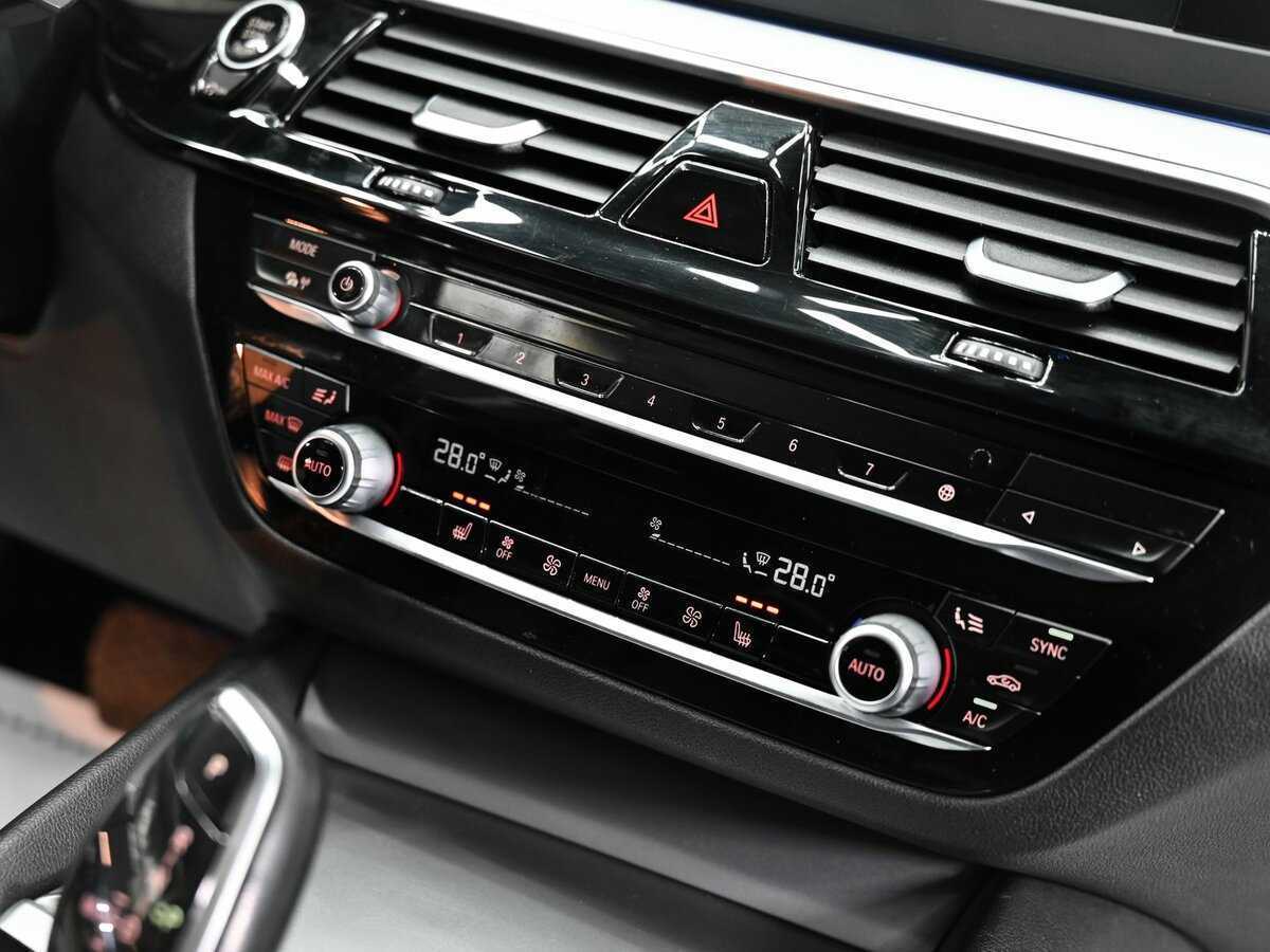 Купить БМВ 5 серии, 2017, 178 000 км.. Фото: #10