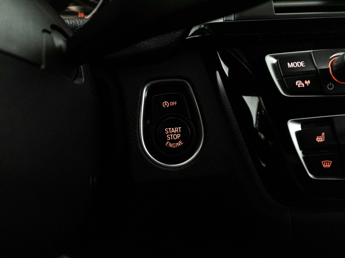 Купить БМВ 3 серии, 2016, 127 372 км.. Фото: #18