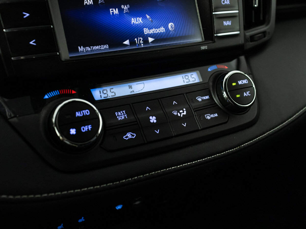 Купить Тойота Рав4, 2015, 76 266 км.. Фото: #14