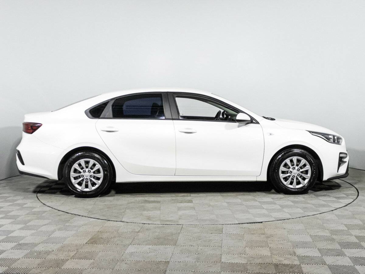 Купить Киа К3, 2020, 92 879 км.. Фото: #3