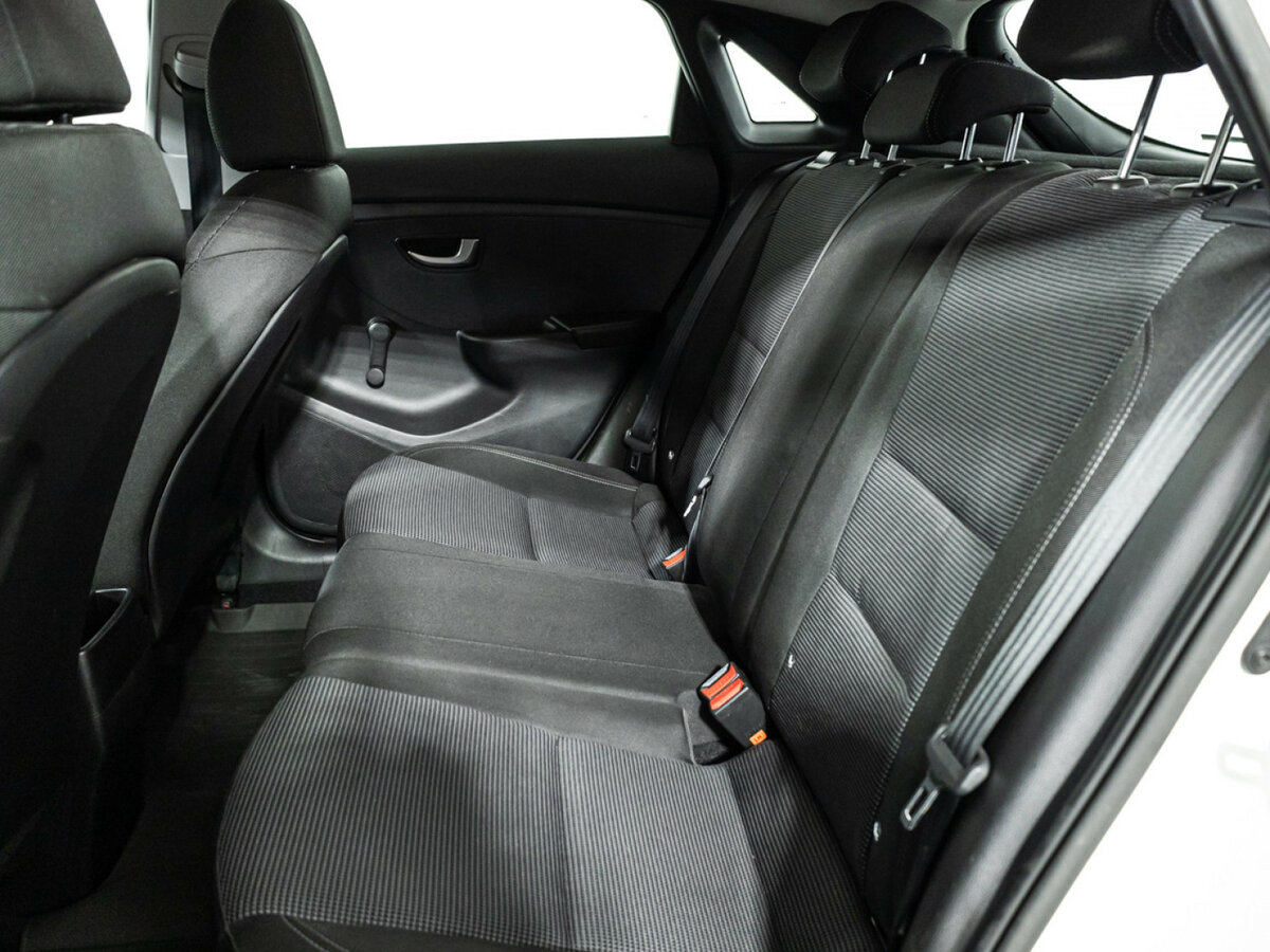 Купить Хендай ай30, 2015, 114 146 км.. Фото: #9