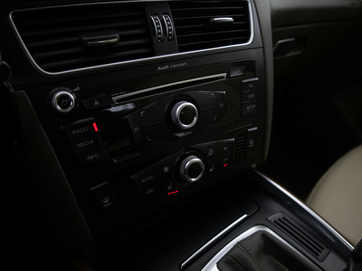 Купить Ауди К5, 2012, 264 468 км.. Фото: #9