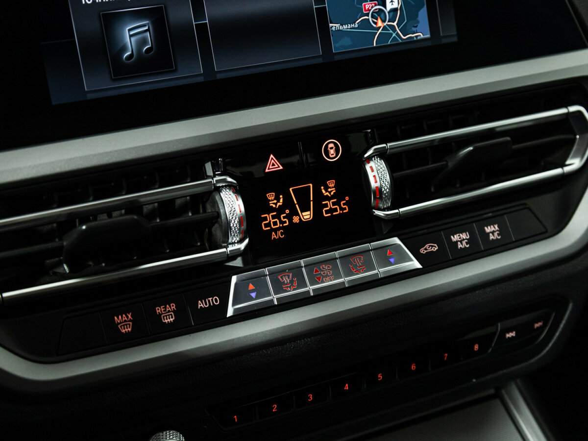 Купить БМВ 3 серии, 2019, 105 575 км.. Фото: #14