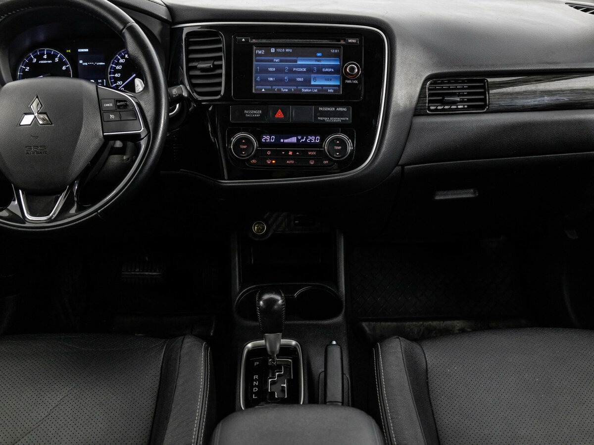 Купить Митсубиши Оутлэндер, 2016, 200 293 км.. Фото: #10