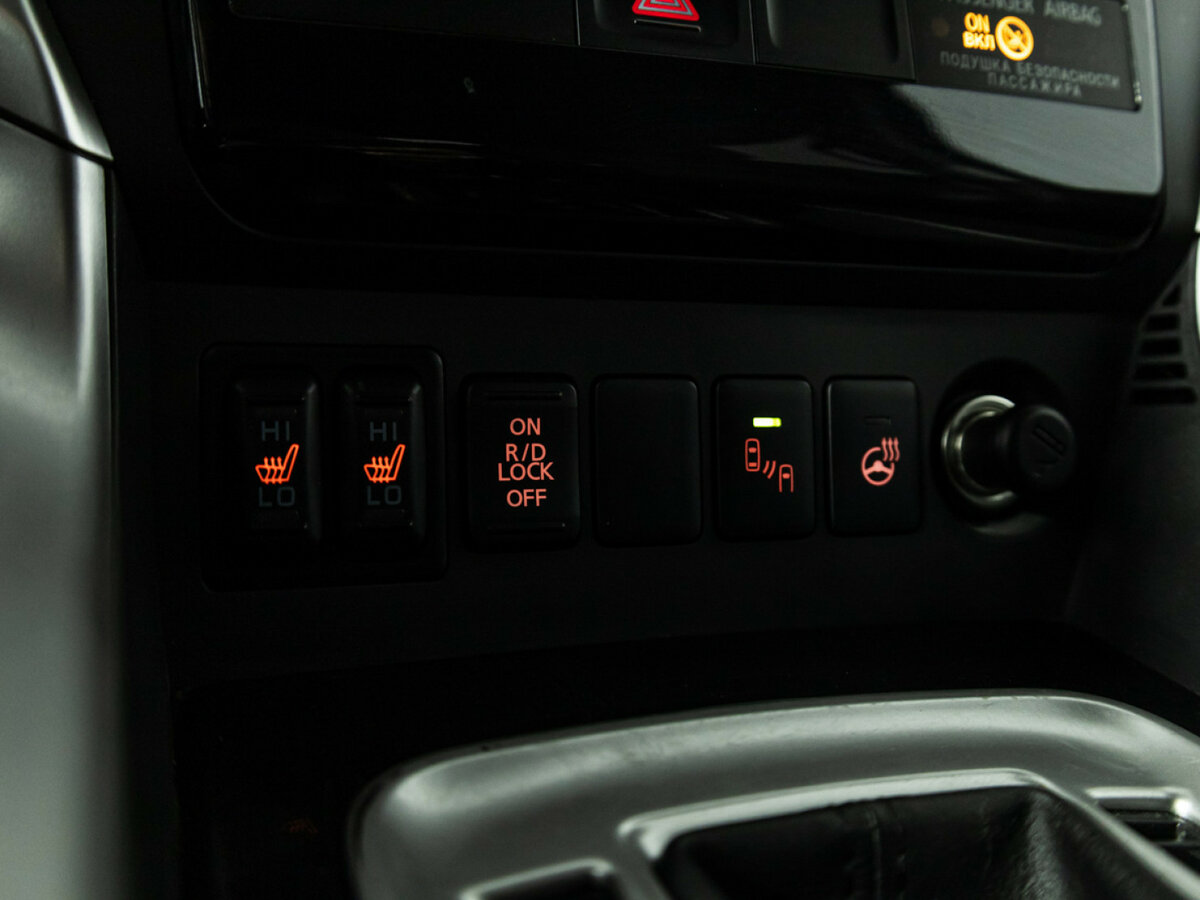 Купить Митсубиши Паджеро Спорт, 2017, 233 804 км.. Фото: #14